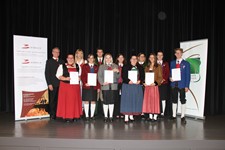 Gruppenfoto Absolventen Lehrgang für Jugendreferenten